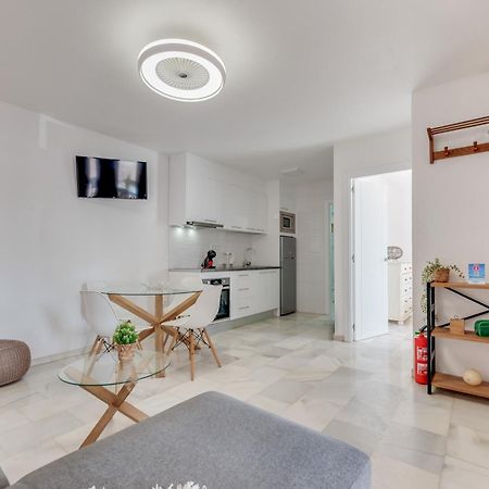 Apartamento Con Amplio Porche Y Bbq 베날마데나코스타 외부 사진